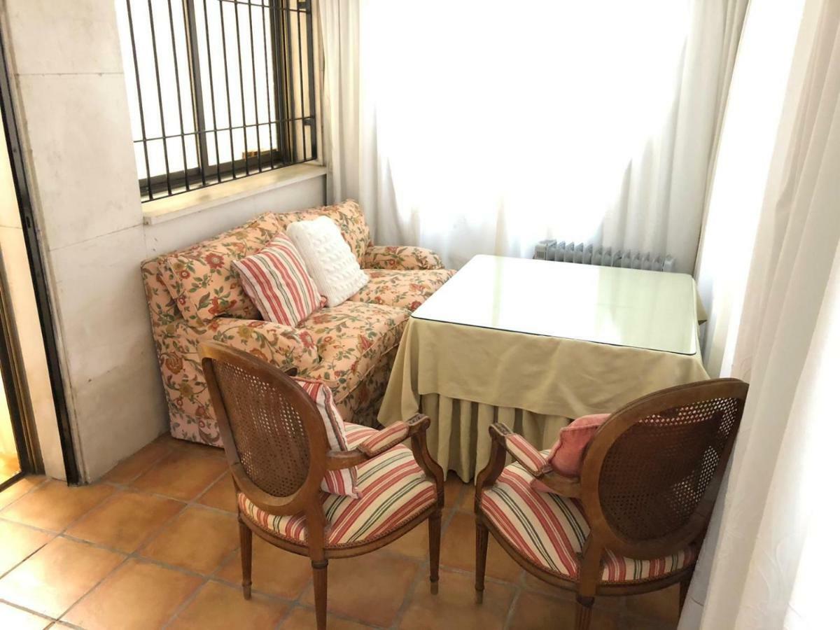 Alojamiento Ronda De Los Tejares Cordoba Exterior photo